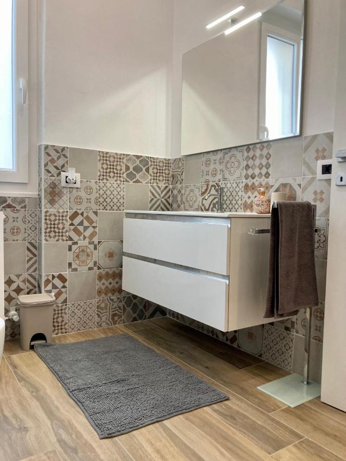 Apartment Casa Beatrice, Trilocale Nuovo Completamente Arredato, Compreso Posto Auto Alassio